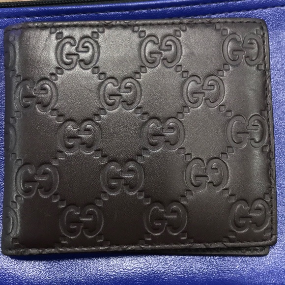 gucci avel wallet